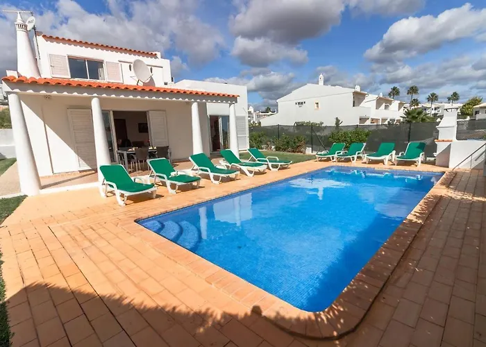 Villa 300m From - By Algarkasa *