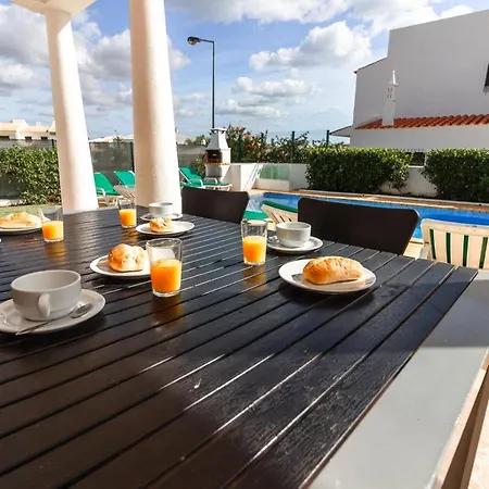 Villa 300m From - By Algarkasa Albufeira