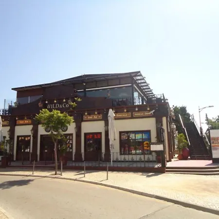 Villa 300m From - By Algarkasa