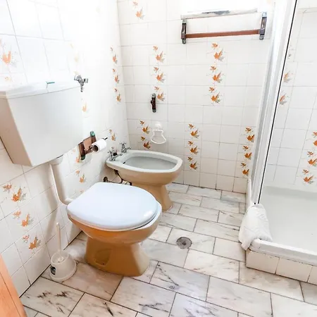 فيلة 300m From - By Algarkasa البوفيرا