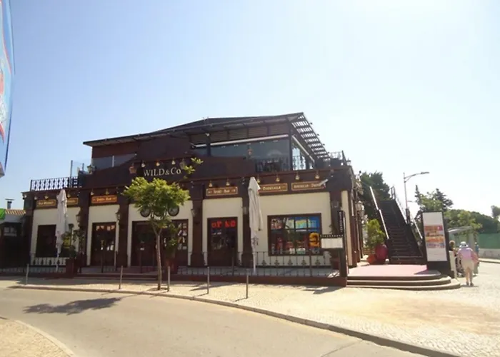 빌라 300m From - By Algarkasa